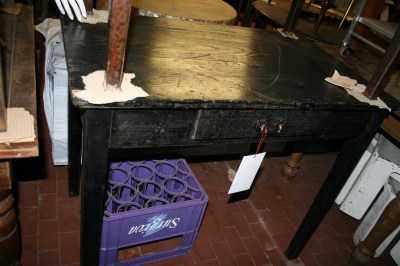 Banco da lavoro con cassetto